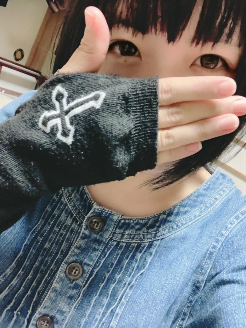 手汗じっとり♡洗ってないアームカバー♡