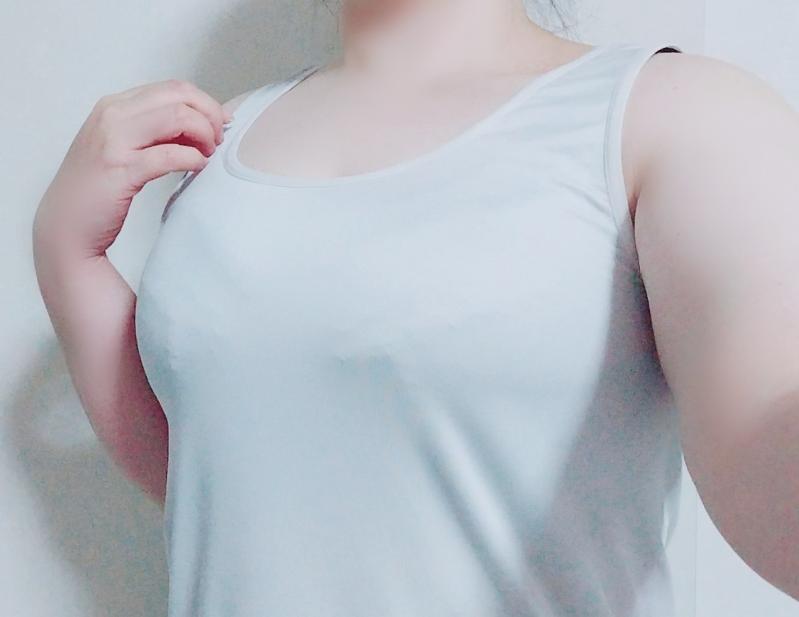 SALE︎✦︎2日以上着て濃厚ワキガ臭タンクトップ