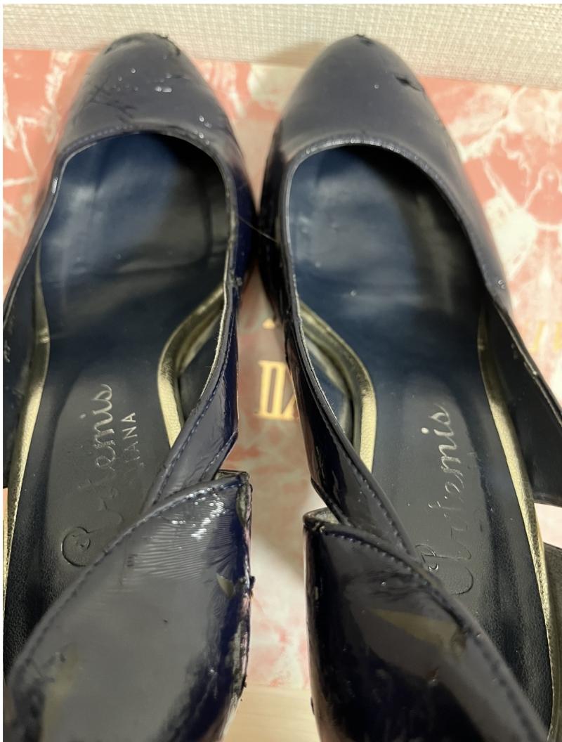 使用感のあるパンプス