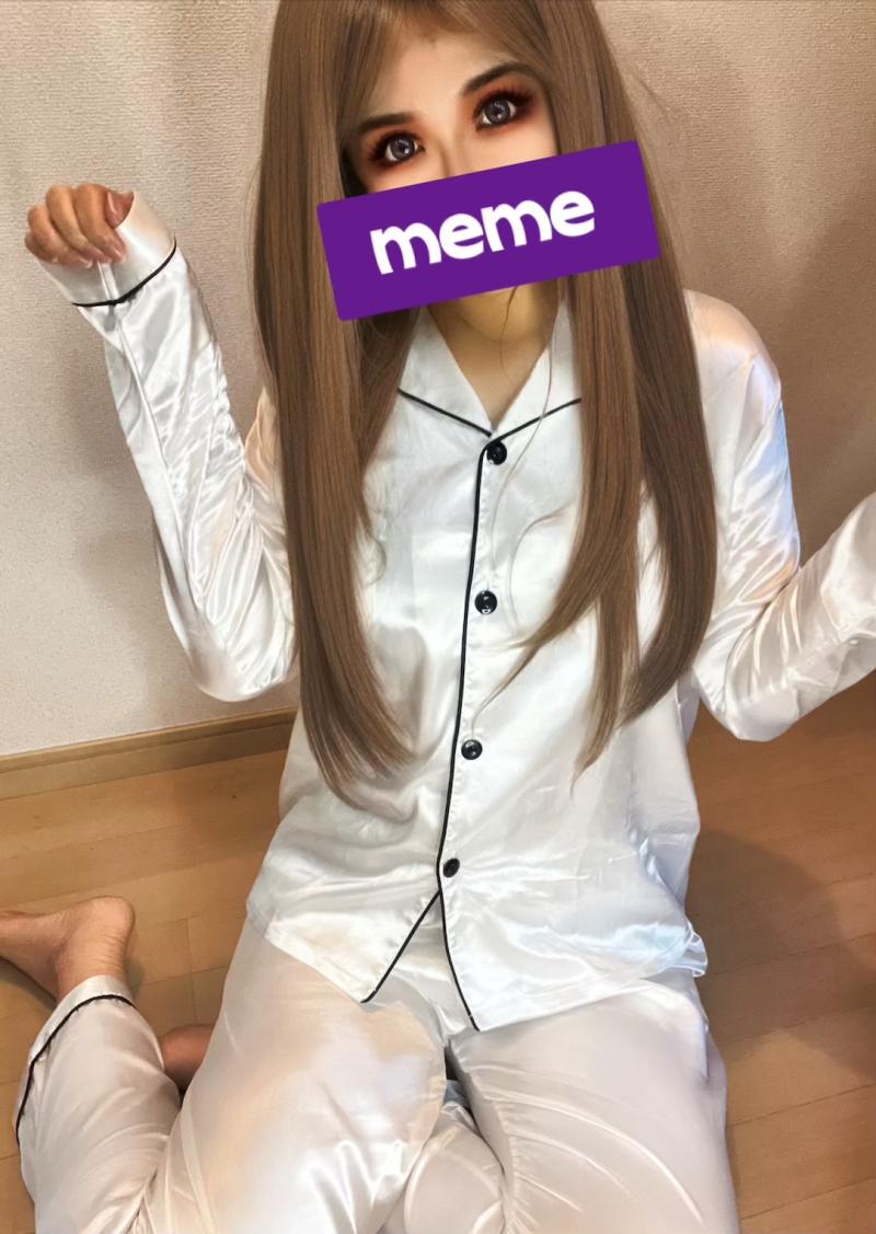 限界まで着用！ワキ激クサ7日着用光沢サテンパジャマ♡