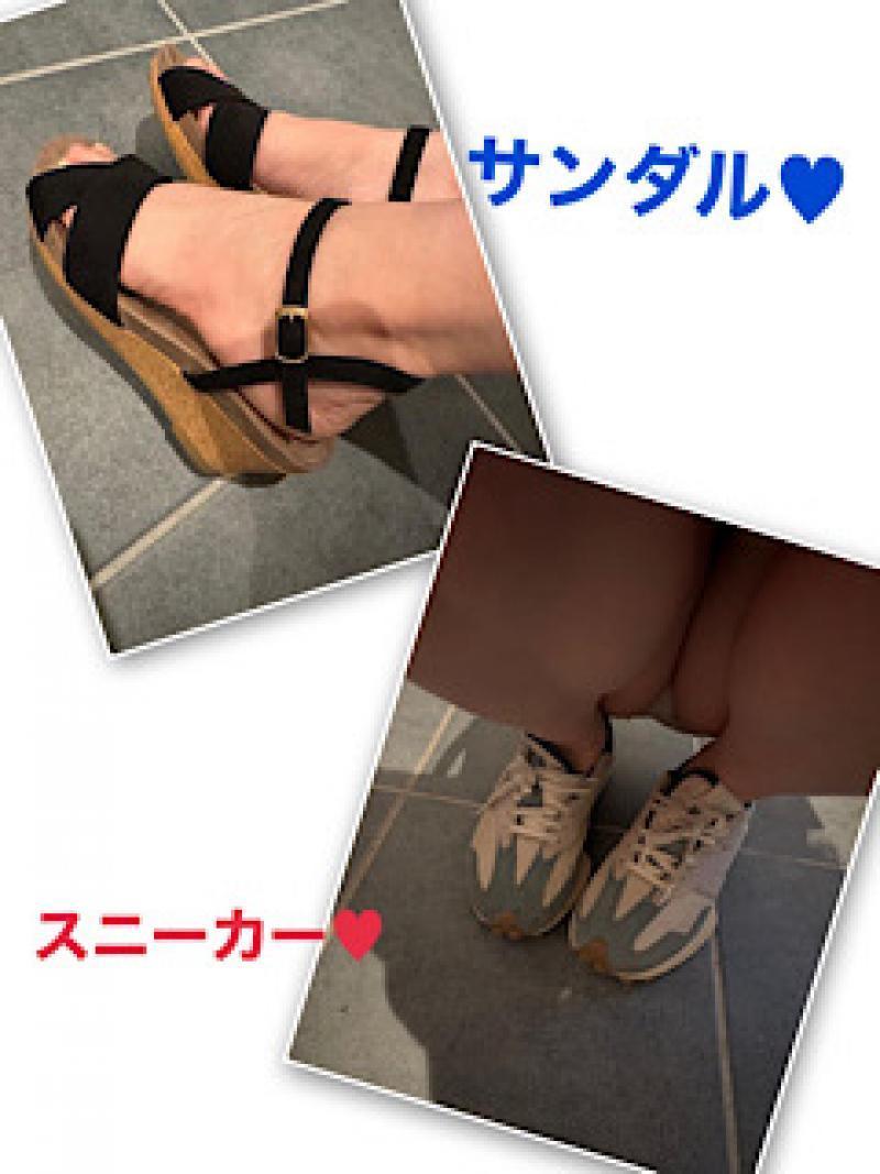 愛用スニーカーとサンダルのセット♡