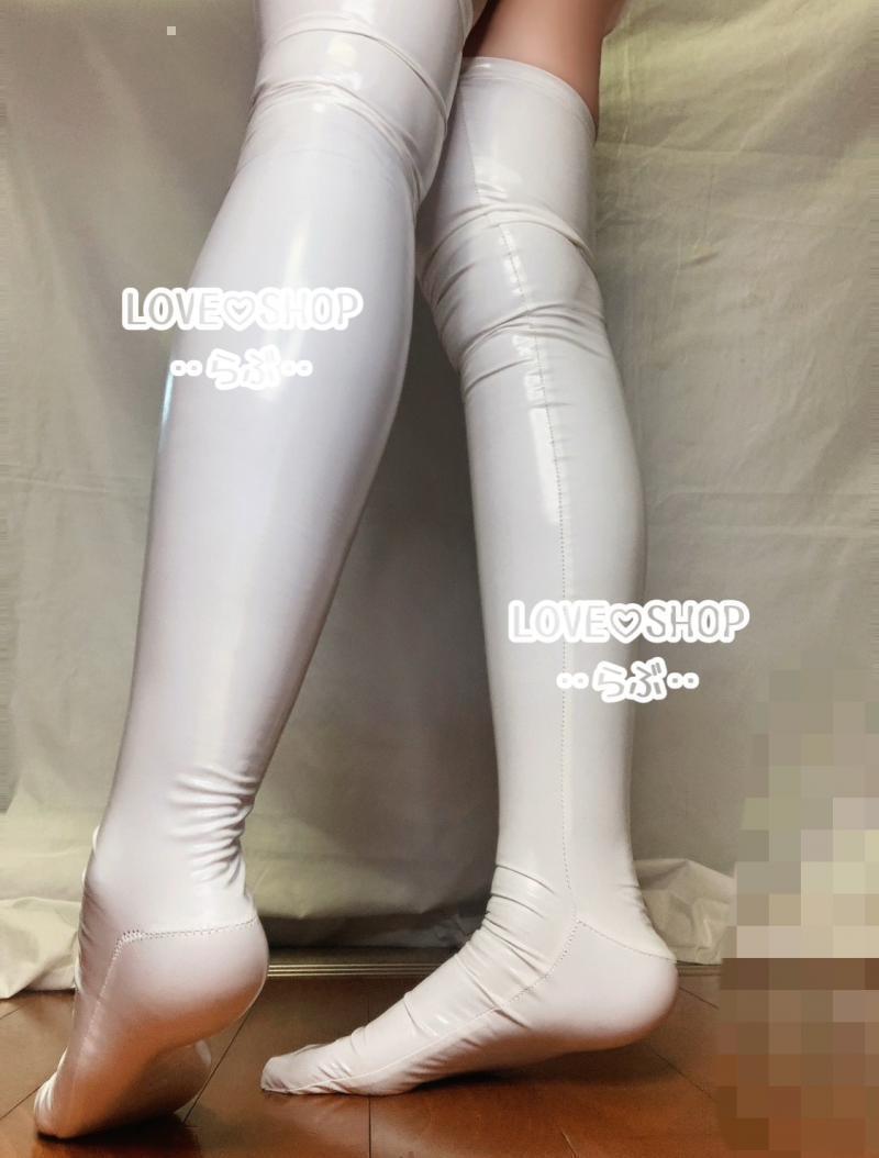 足臭纏う!!!ホワイトエナメルニーハイ☆妖艶な見た目に激足クサで魅了(≧∇≦)