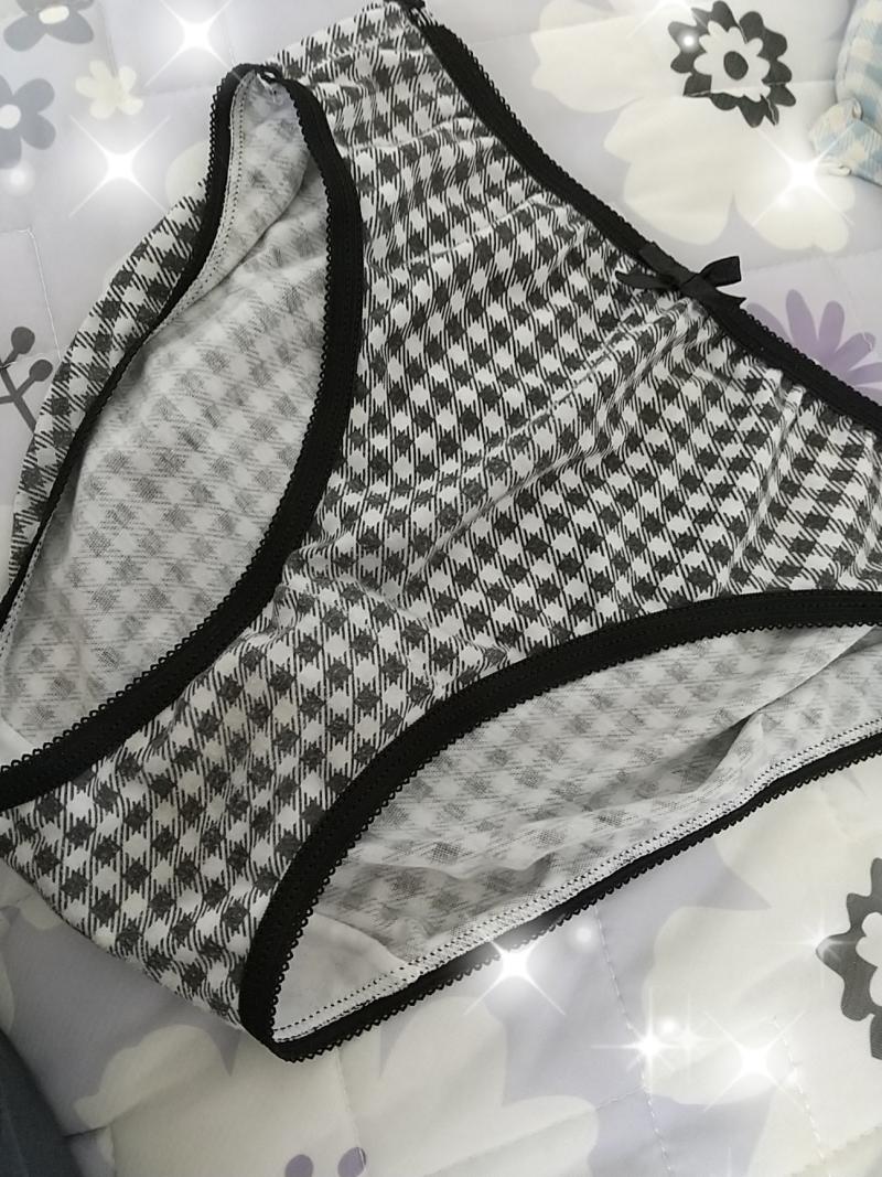 【即発送可能】おけけ付き♡汚れた綿混素材のチェック柄パンティー♡