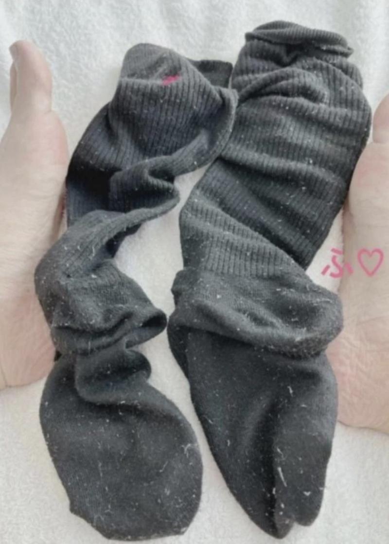 ⚫️たっぷり2日着用⚫️蒸れすぎな臭いハイソックス⚫️