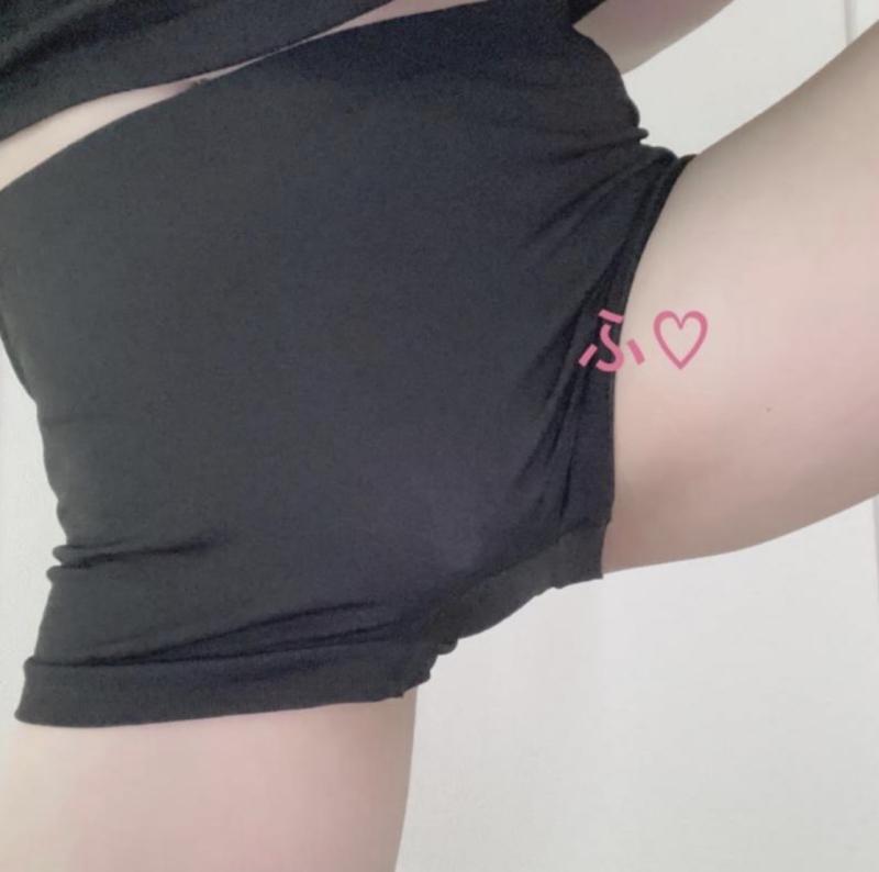 ⚫️たっぷり1ヶ月以上着用⚫️おまんまとおしっこのニオイ凄すぎるスパッツ⚫️