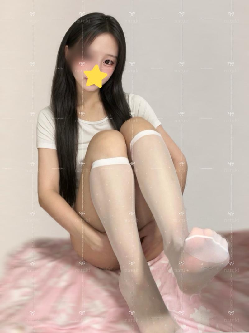 【運動付き】ムレムレブーツで着用♪リアルな汚れ///ドット柄の白ニーソ❤️