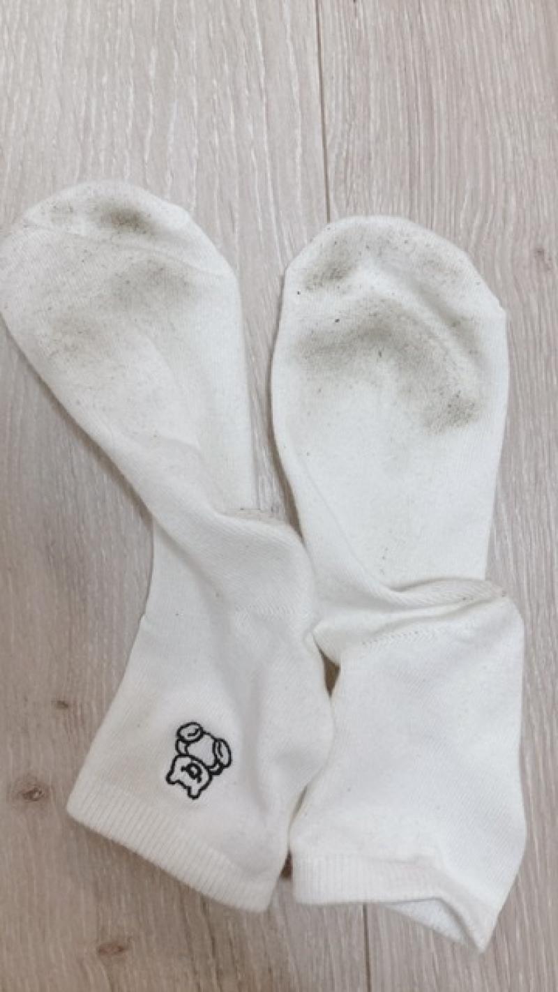 酸っぱいくまの白ソックス