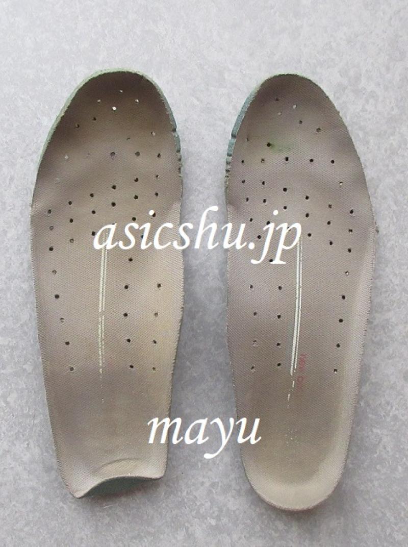 New Balanceのズタボロになった中敷き