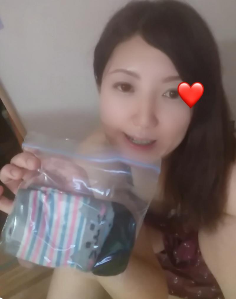 4日着用激臭くつ下♥唾液臭いマウスピース付き
