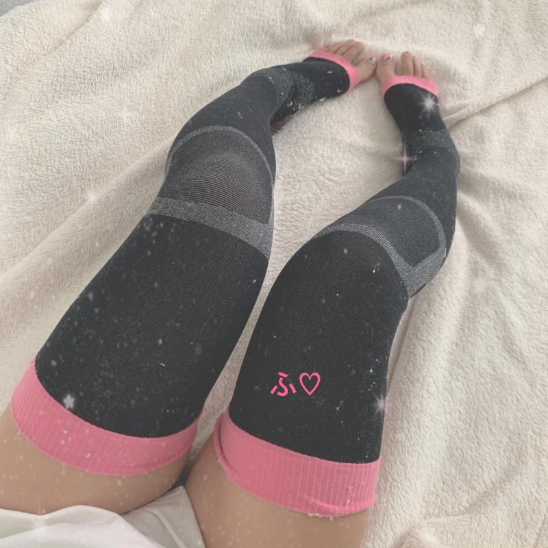 ●即発●たっぷり3週間着用●愛用しすぎてボッロボロで毛玉凄すぎなナイトソックス●