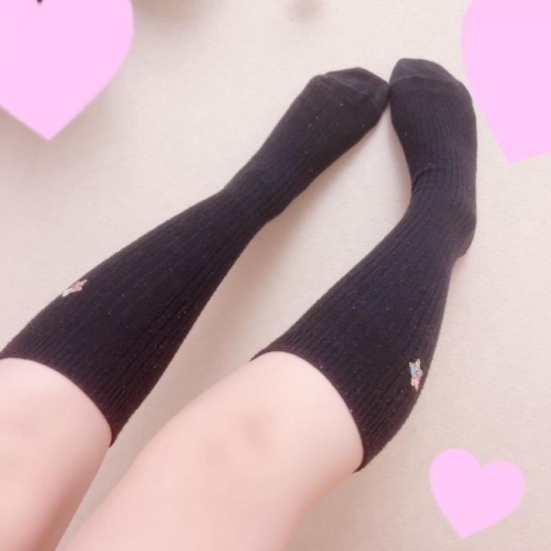 現役メイドのクタクタ臭い付き紺ソ♡
