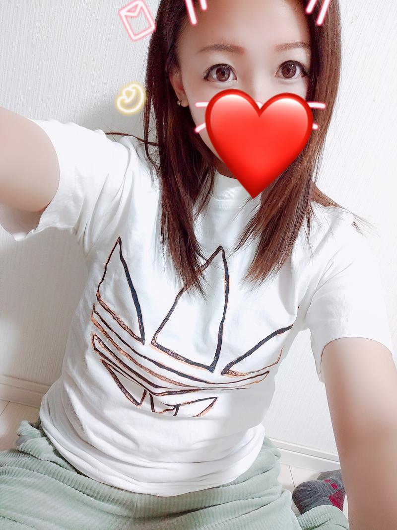1週間連続着用adidasTシャツ♡