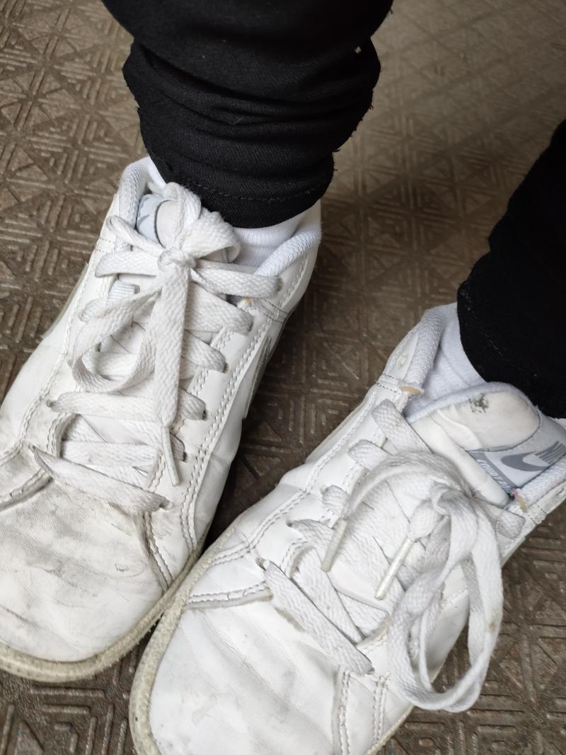 ボロボロNIKEスニーカー♡