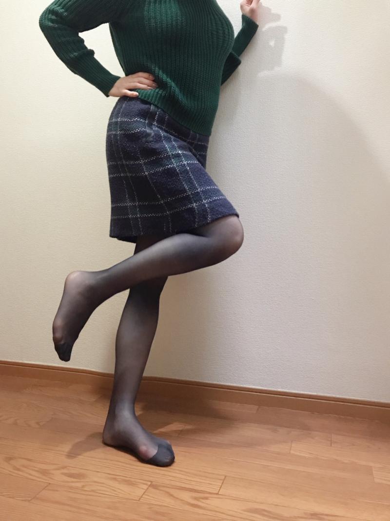 セクシー美脚OLの３日連続着用黒スケスケパンスト激臭　選べる素敵なオプション付！
