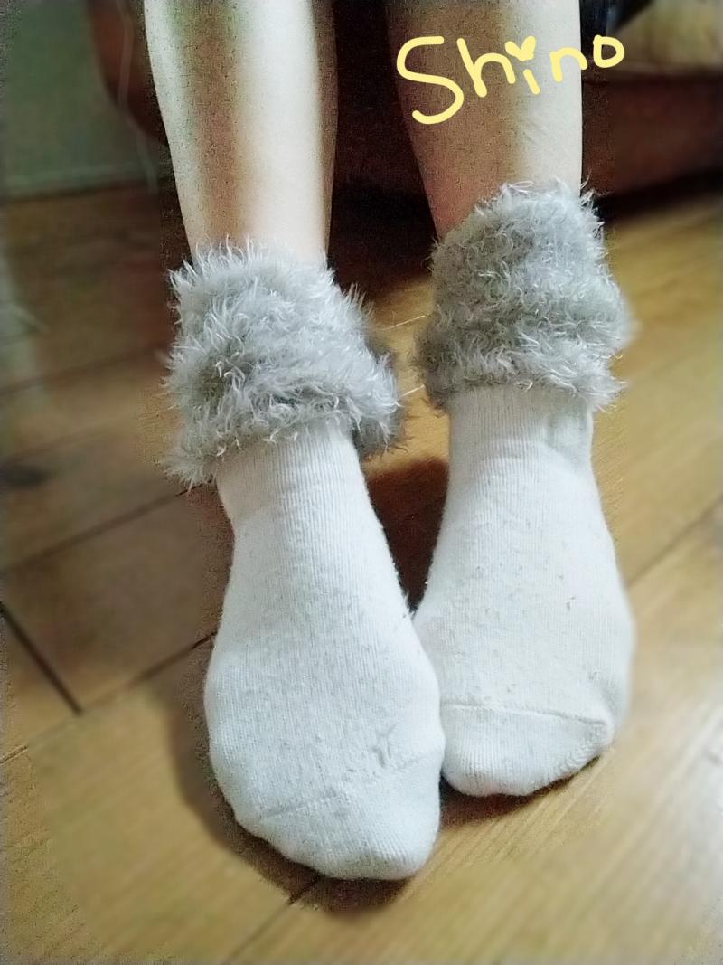 お気に入りのモコモコくつ下♡