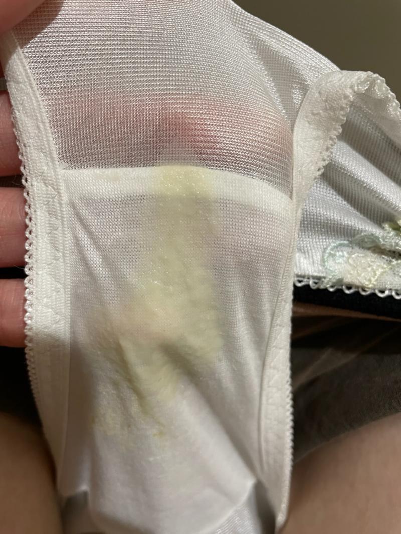 ●明日も着用するパンツ(白パンティ)