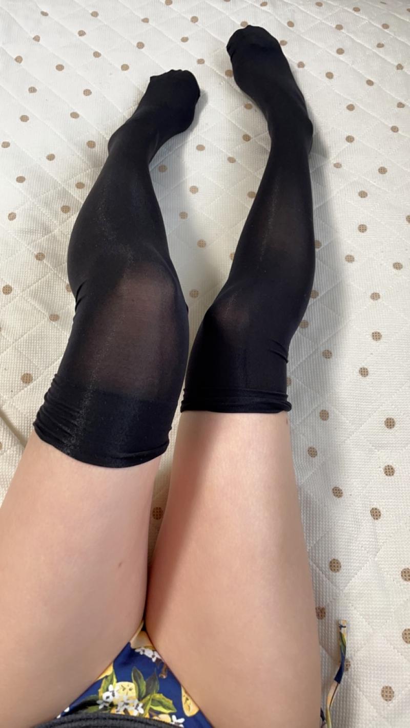 パチ屋店員♡愛用紐パンニーハイセット