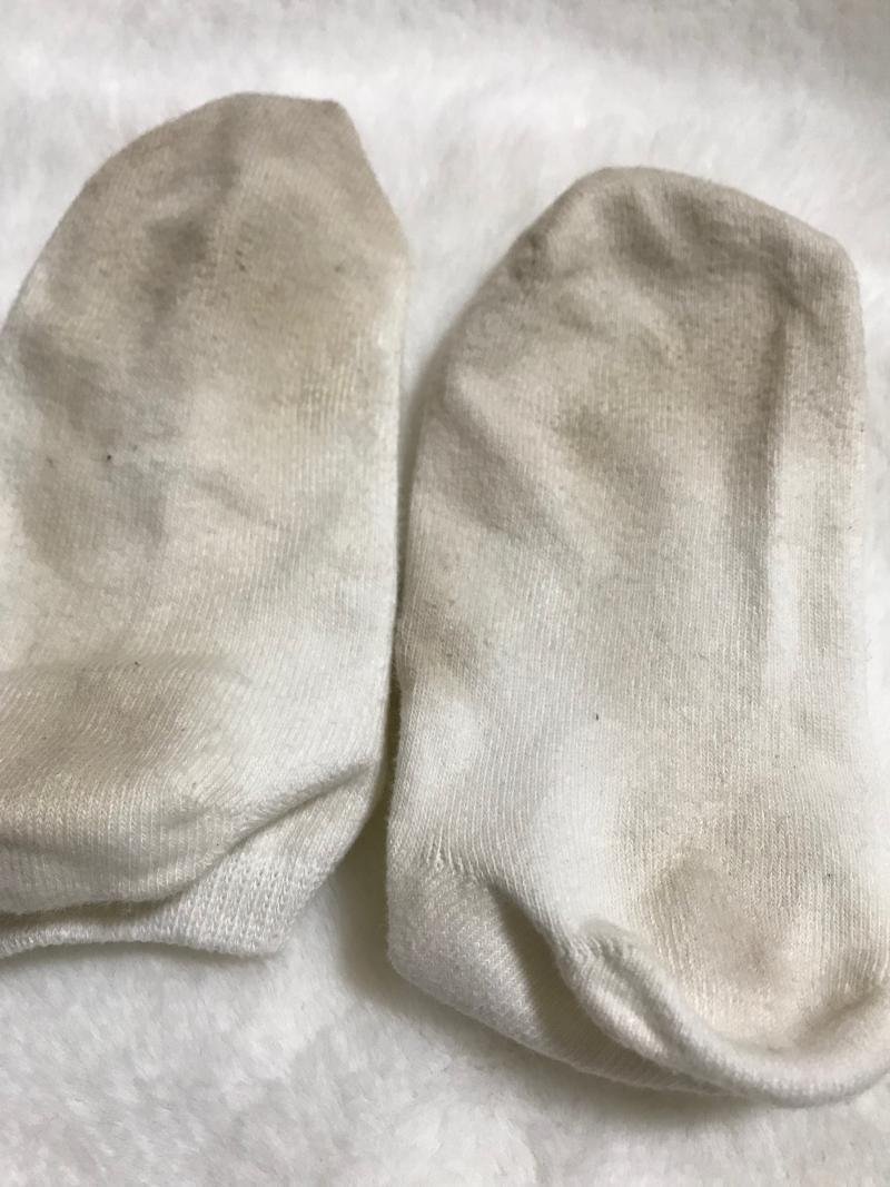 汚くて臭くても大丈夫な方だけお願いします(´•ω•̥`)３日履きスニーカーソックス