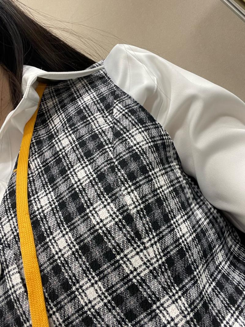 ●2週間着用●制服ブラウス●マスク付