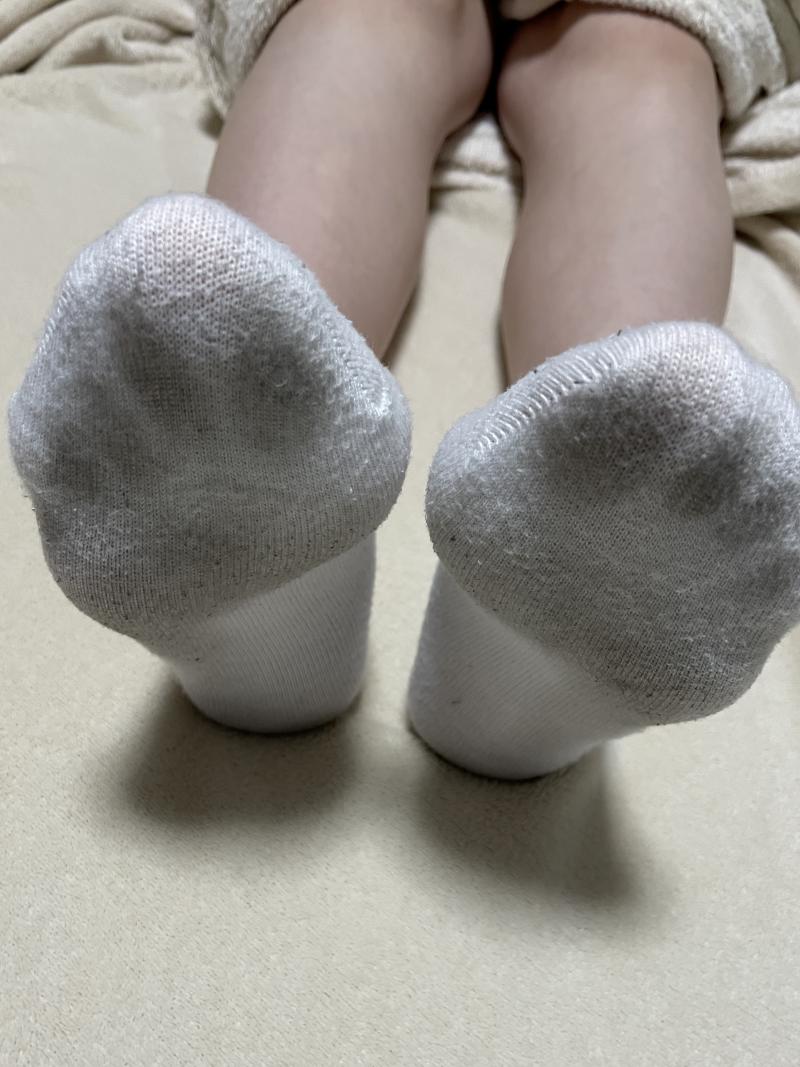 つま先臭い白ソックス♡