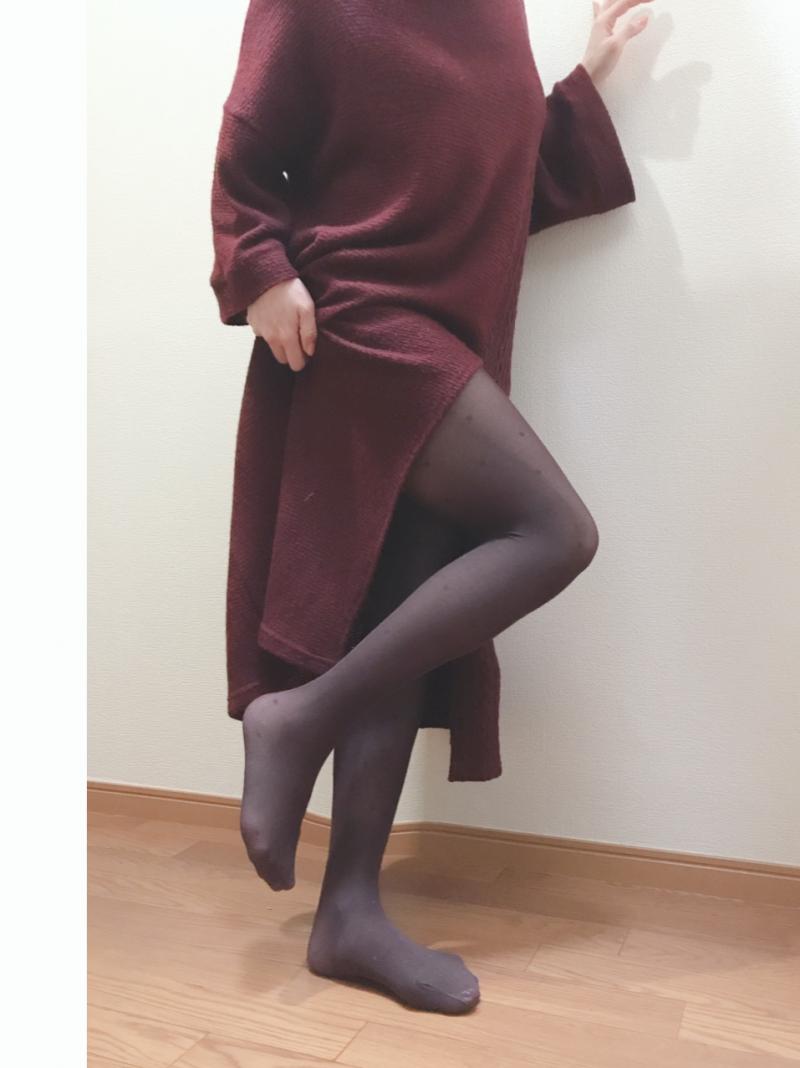ワインレッドの水玉柄タイツ２日間連続着用　豪華オプション付き