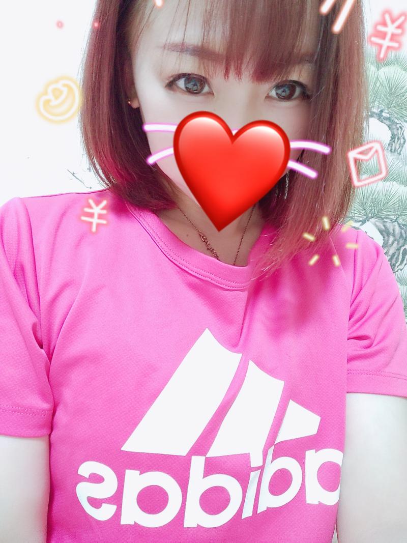 1週間連続着用adidasTシャツ♡