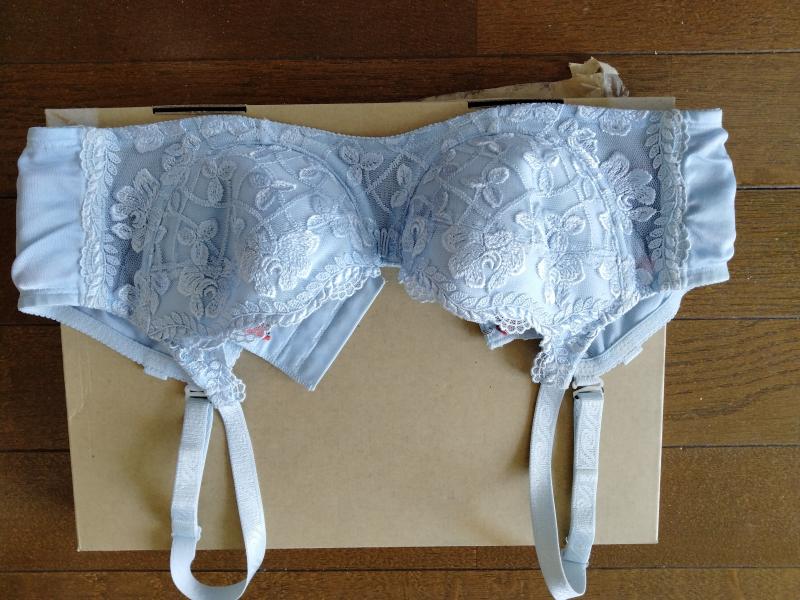 5年もの【Ｄカップブラジャー】ムンムンボロボロ