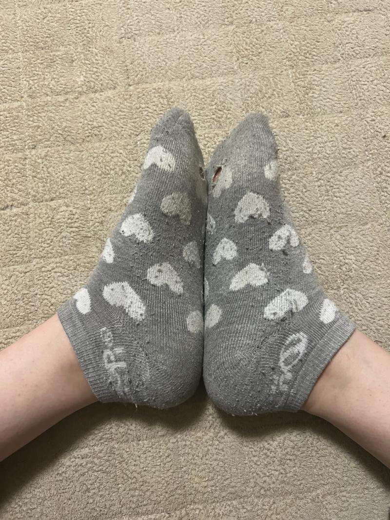 ◎2日連続履き◎穴あき激臭くるぶしソックス