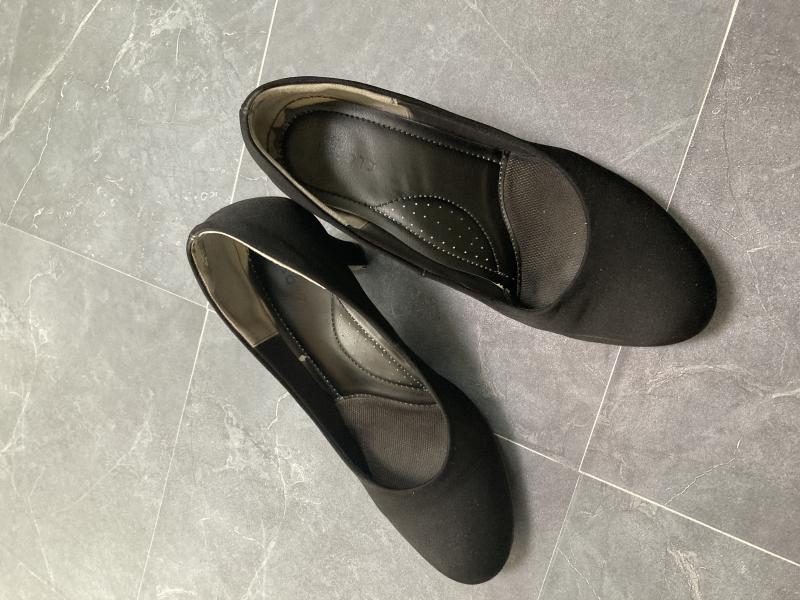 ●おまけ付●たっぷり約5年間通勤で履いてたくさくさパンプス●
