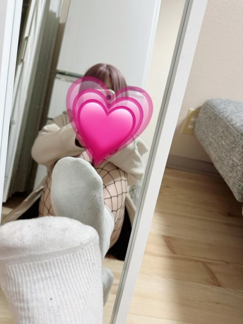1日中歩いて臭くなっちゃった白ソックスなど3点セット♡