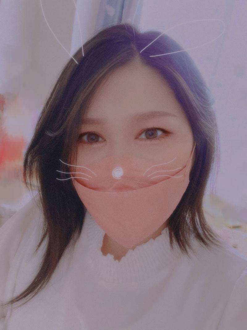 結城すずな